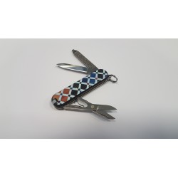 Victorinox - Navaja Suiza Multiusos Classic SD Mosaicos Laceria 06223.3HD2 7 usos