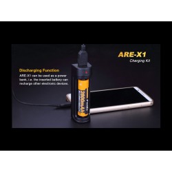 Cargador Fenix ARE-X1 más batería Fénix 18650 (2600 mAh)
