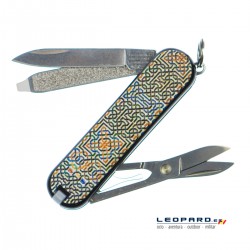 Victorinox - Navaja Suiza Multiusos Classic SD Mosaicos Laberinto 7 usos