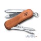 Victorinox - Navaja Suiza Multiusos Delemont EvoWood 81