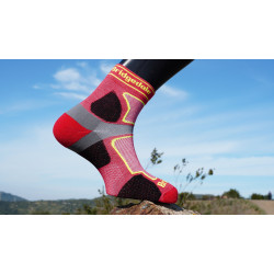 Calcetines Bridgedale Trail Run Ultralight T2 Coolmax Sport 3/4 Crew Rojo